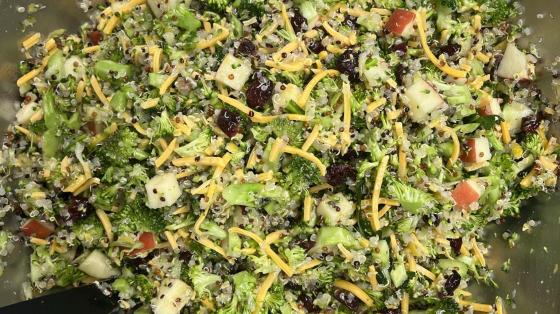 quinoa broccoli salad